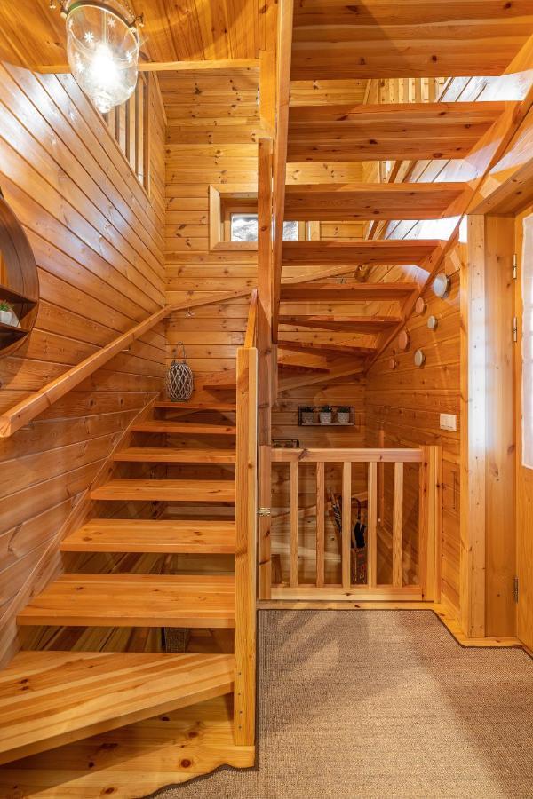 Espectacular Apartamento De Madera Frente Al Rio Ter - كامبروذون المظهر الخارجي الصورة