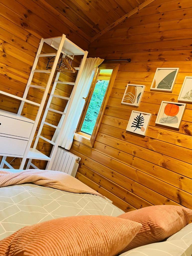 Espectacular Apartamento De Madera Frente Al Rio Ter - كامبروذون المظهر الخارجي الصورة