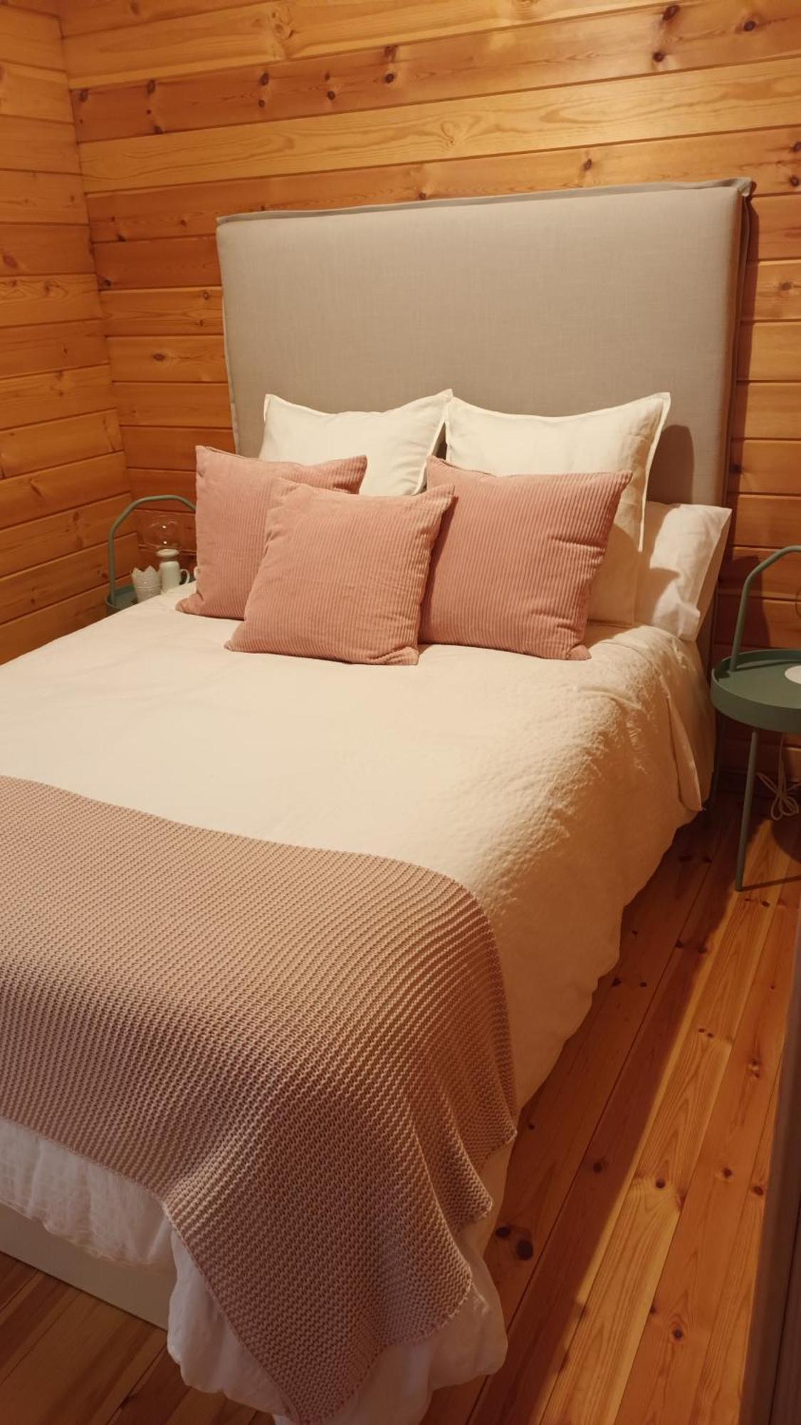 Espectacular Apartamento De Madera Frente Al Rio Ter - كامبروذون المظهر الخارجي الصورة